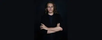 Владимир Вишневский (фортепиано). Дирижёр - Денис Власенко
