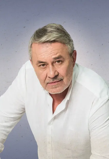 Владислав Медяник